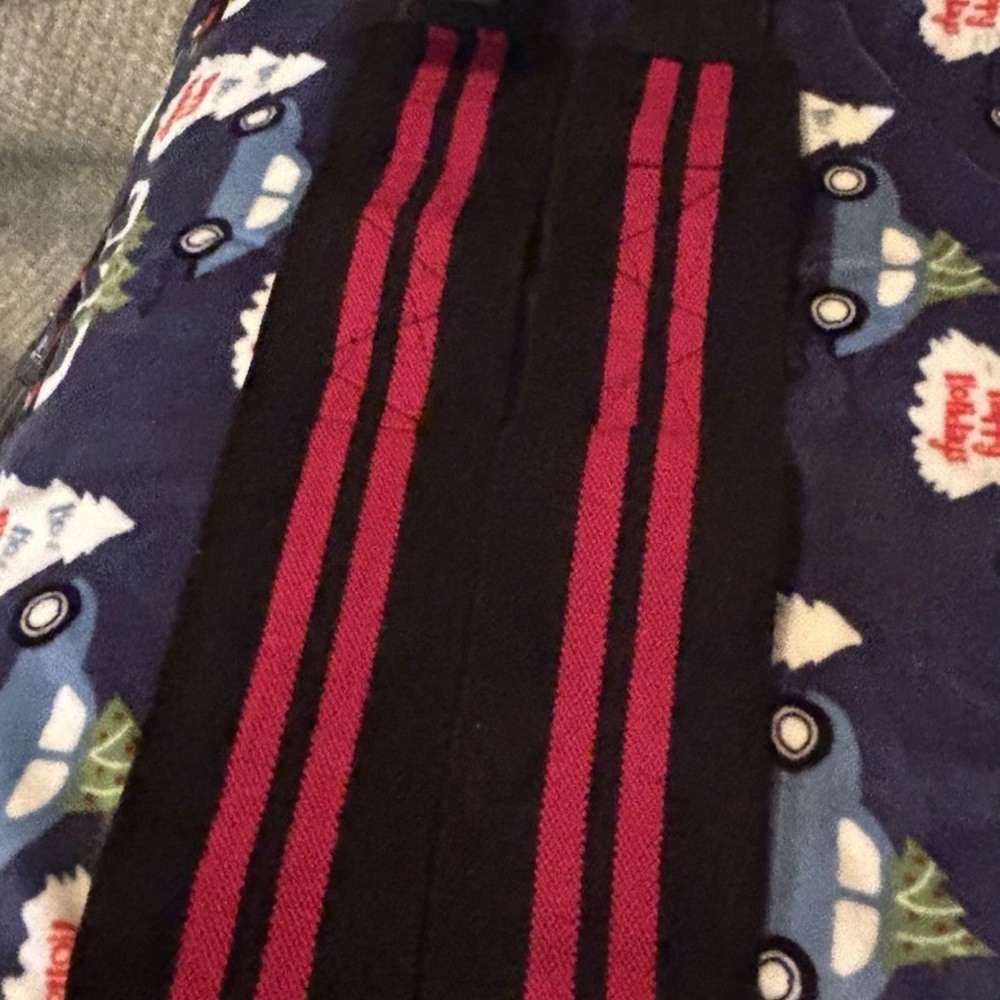 Gymreapers Black and Pink Wrist Wraps - Picture 3 of 3